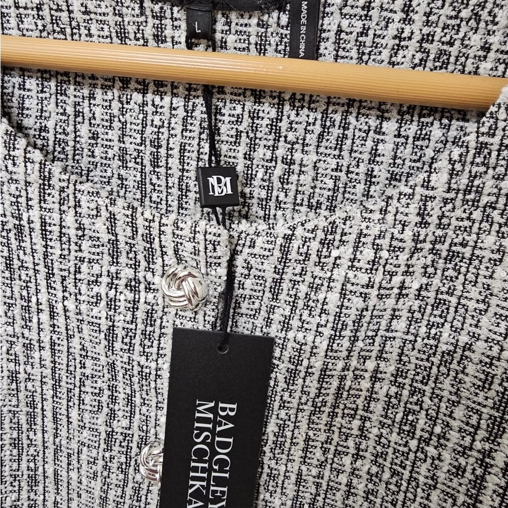 NWT  Badgley Mischka short-sleeve tweed peplum top in Large - Picture 4 of 5